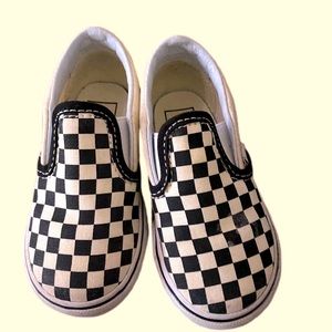 Toddler Vans Classic Slip On shoes. Size 7